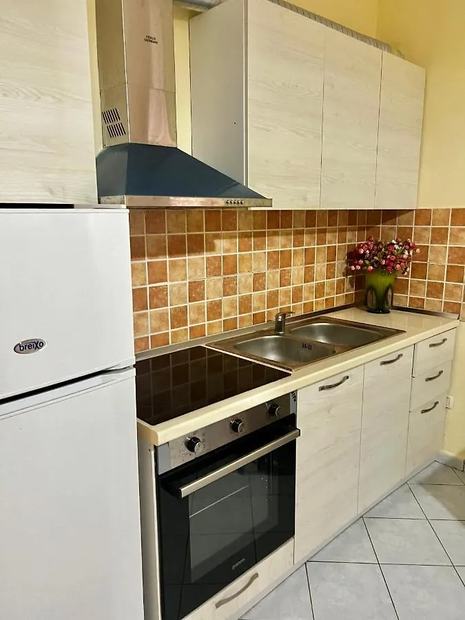 First Floor Apartment Next To The Sea 101 Durrës Albania
